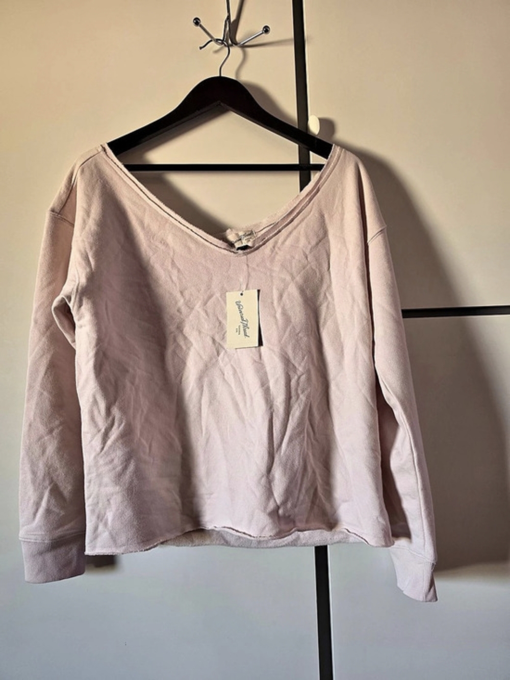 Universal Thread Relaxed Fit Pullover Sweatshirt Pink